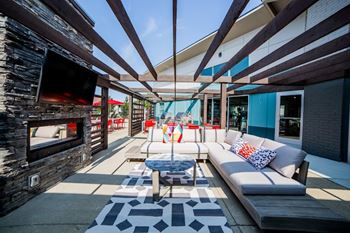 Outdoor lounge